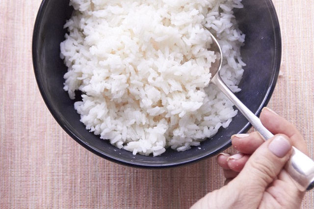 درمان بی‌خوابی از فواید مصرف انواع برنج در دوران بارداری