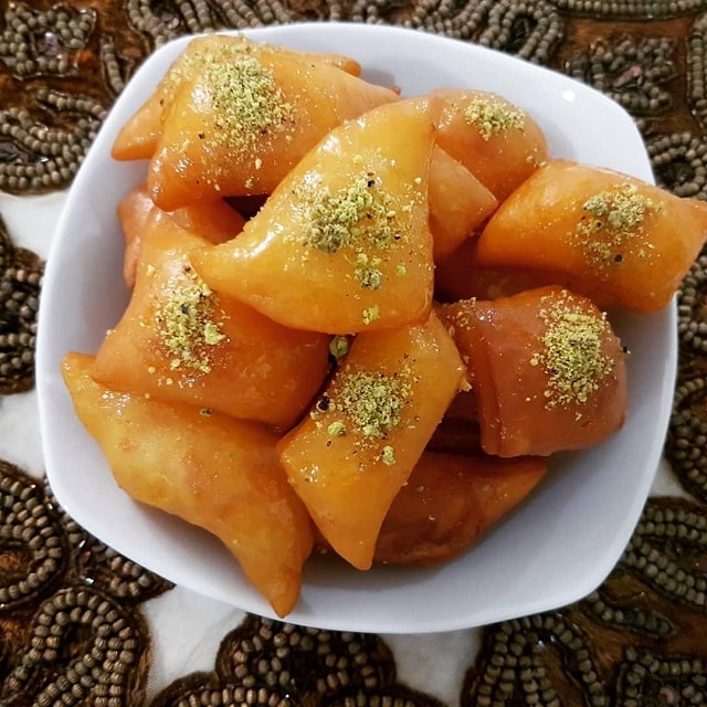گوشفیل از شیرینی های ماه رمضان در اصفهان