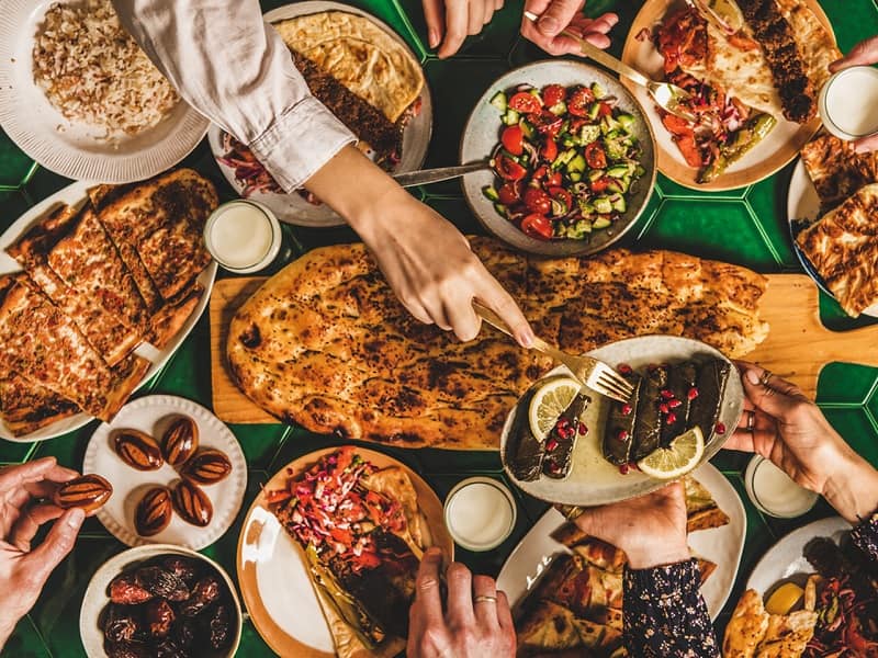 لیست 55 غذای پیشنهادی ماه رمضان + فیلم آموزش تهیه