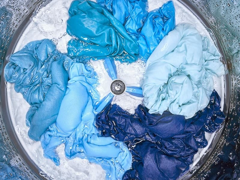 8 ترفند صرفه جویی در مصرف آب ماشین لباسشویی