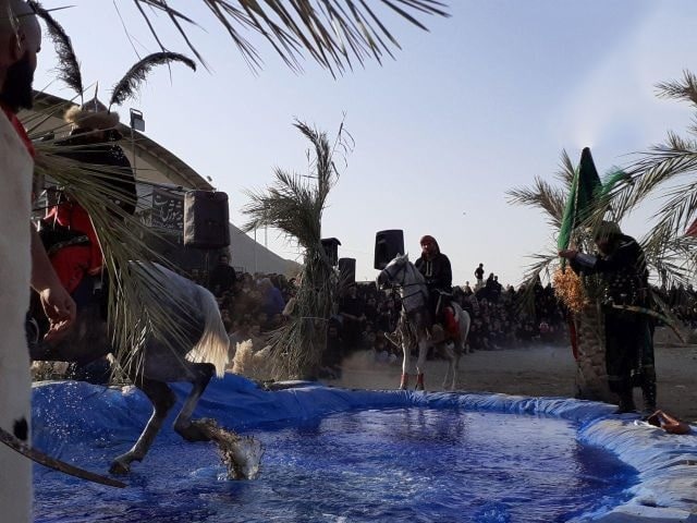 مراسم شبیه‌سازی فرات و صحرای کربلا در هرند