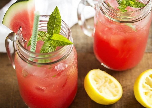 نوشیدنی آب هندوانه و لیمو را امتحان کنید