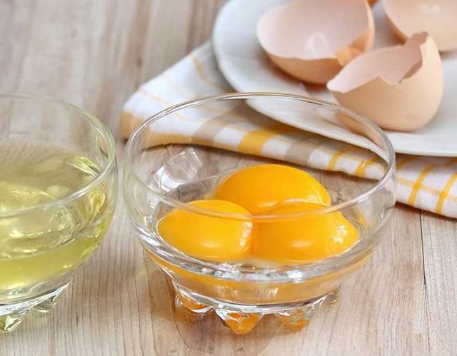 زرده تخم مرغ برای گرم کردن رحم