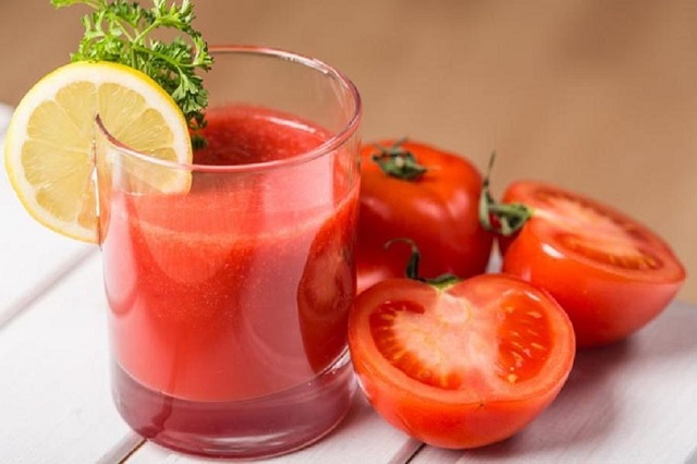 کنترل کلسترول خون با آب گوجه فرنگی