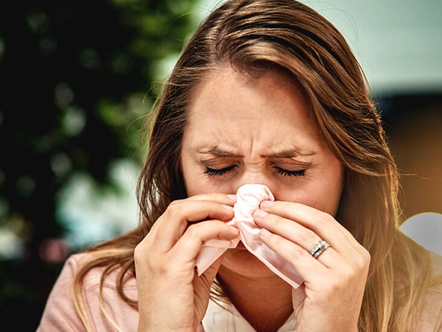 تفاوت سرماخوردگی با آنفولانزا و حساسیت فصلی؛ علائم حساسیت فصلی چیست؟