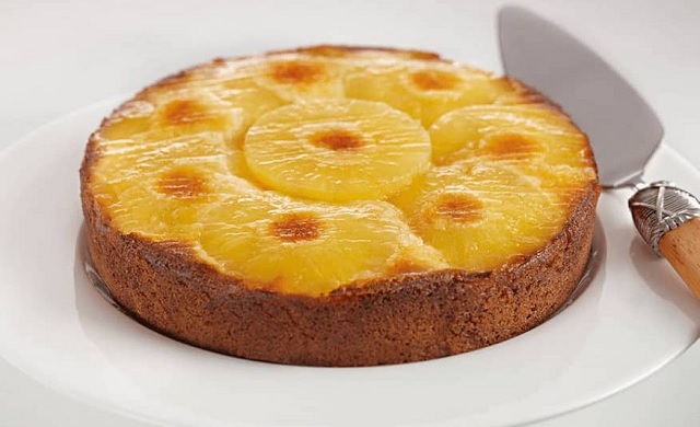 طرز تهیه کیک آناناس در فر