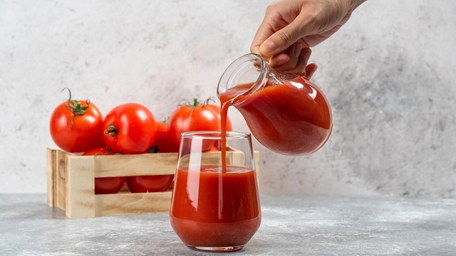 خواص آب گوجه فرنگی برای لاغری