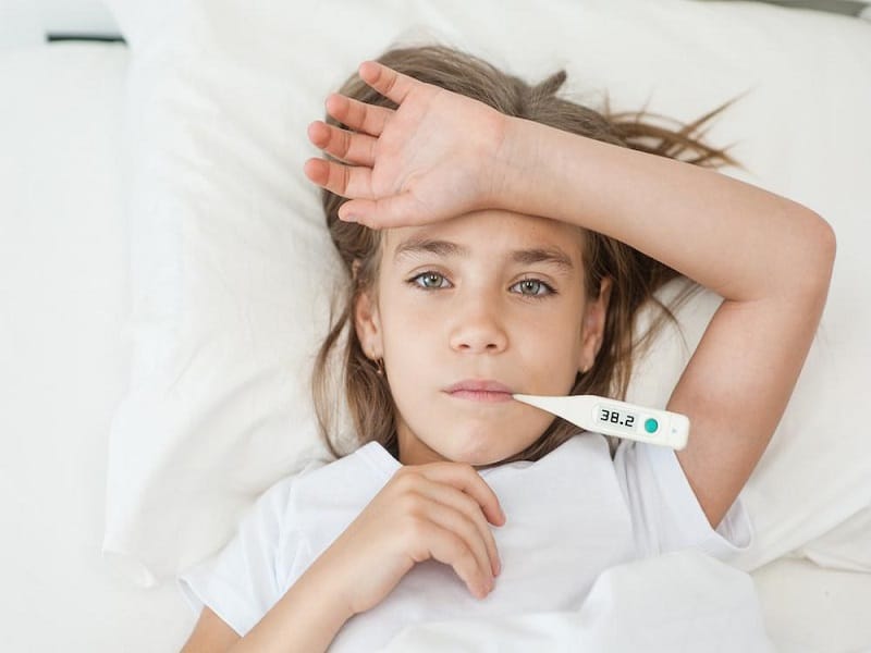 ۲۰ روش ساده درمان خانگی تب کودکان و بزرگسالان بدون دارو