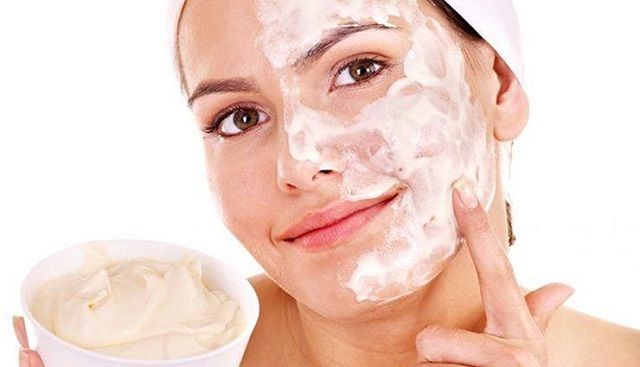 ۱۰ طرز تهیه ماسک ماست و جوانه گندم برای سفید شدن و چاقی صورت | مجله کوروش