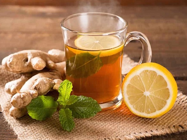 مراحل چای زنجبیل با لیمو برای سرماخوردگی