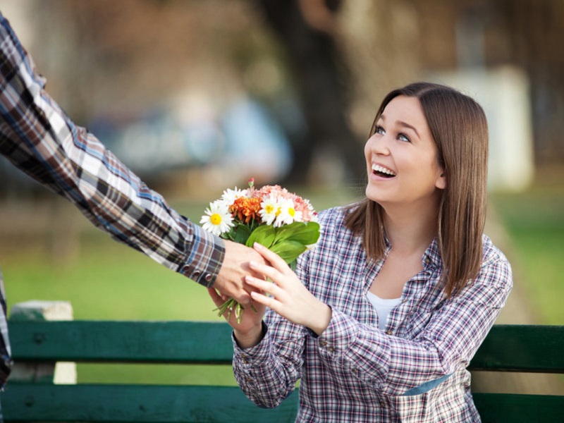 معنی گل ها هنگام هدیه دادن |بررسی 15 گل معروف برای هدیه