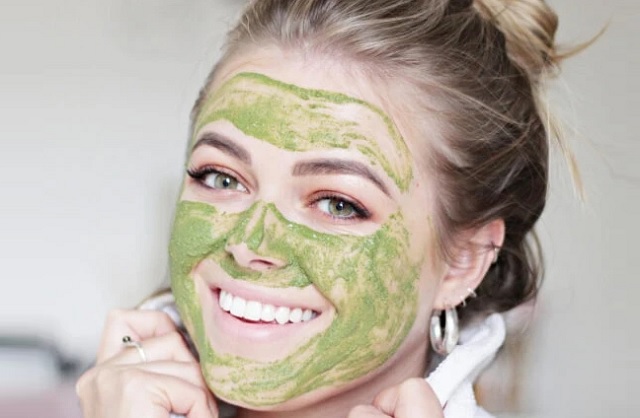 ماسک صورت چای سبز و زردچوبه برای پاکسازی پوست
