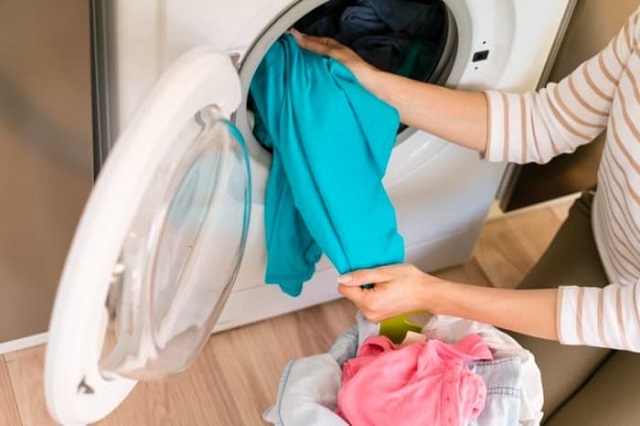 اصول خشک کردن لباس کتان را جدی بگیرید