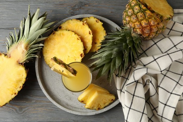 آناناس جزو میوه‌های کم کالری و مفید برای تب و سرماخوردگی