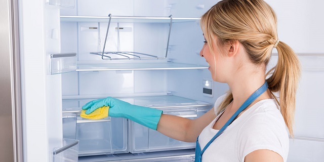 پاک کردن یخچال با قرص ظرفشویی