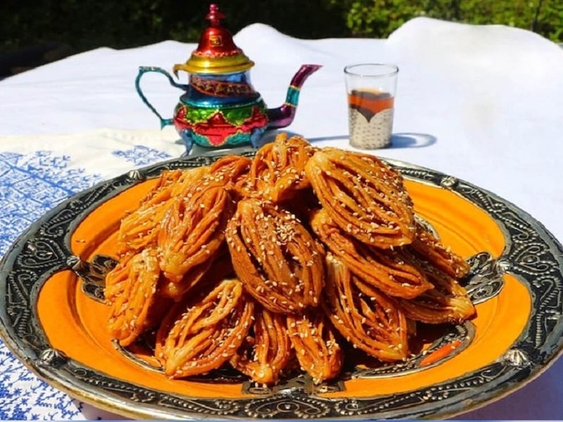 طرز تهیه شیرینی شباکیه مراکشی با تمام فوت و فن ها