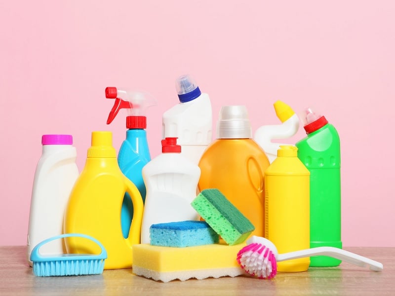 12 نکته مهم که قبل از خرید انواع پاک کننده سطوح باید بدانید