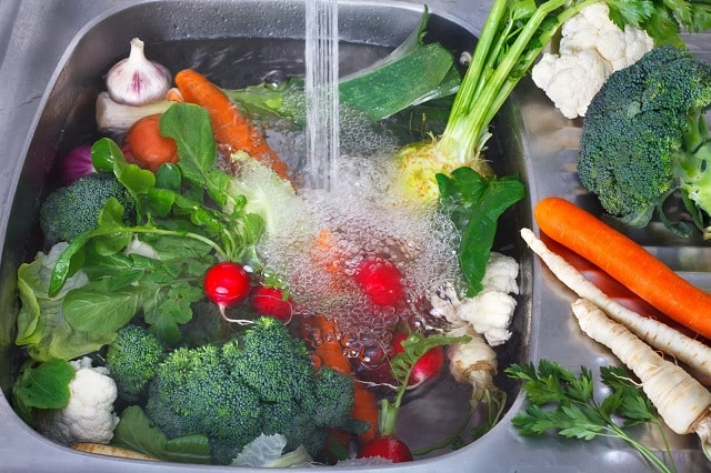 ممنوعیت استفاده از مایع ظرفشویی برای شستشوی سبزی