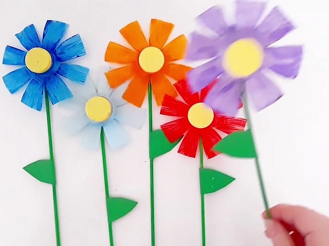 ایده ساخت گل با بطری نوشابه برای کودکان