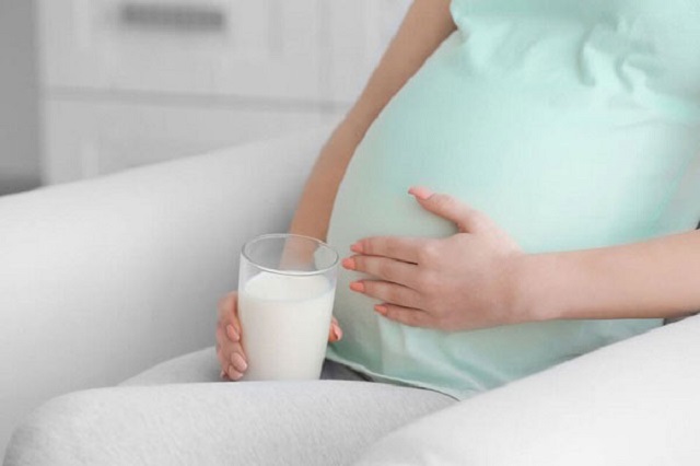 فواید خوردن دوغ در دوران بارداری