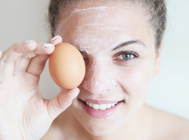 فواید ماسک ماست و تخم‌مرغ برای پوست و مو