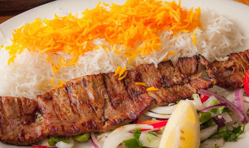 کباب برگ از محبوب‌ترین غذاهای ایرانی با گوشت
