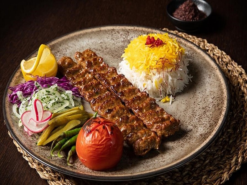 طرز تهیه ۲۷ غذای ایرانی خوشمزه با گوشت چرخ کرده + فیلم