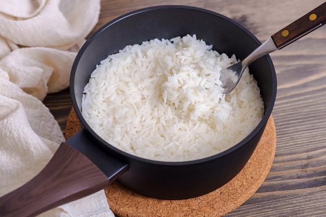 برنج ایرانی چند دقیقه باید بجوشد؟