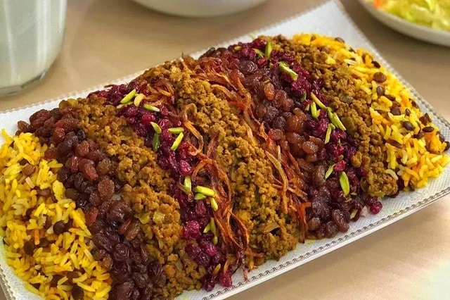 طرز تهیه عدس پلو با سویا و کشمش در یک نگاه