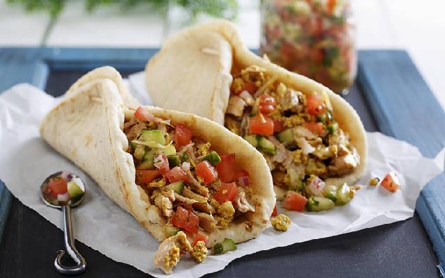 ساندویچ شاورما مرغ | میان وعده برای مدرسه