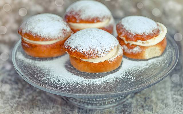 نان لقمه ای آلمانی یک گزینه مناسب برای میان وعده مدرسه و زنگ تفریح دانش آموزان
