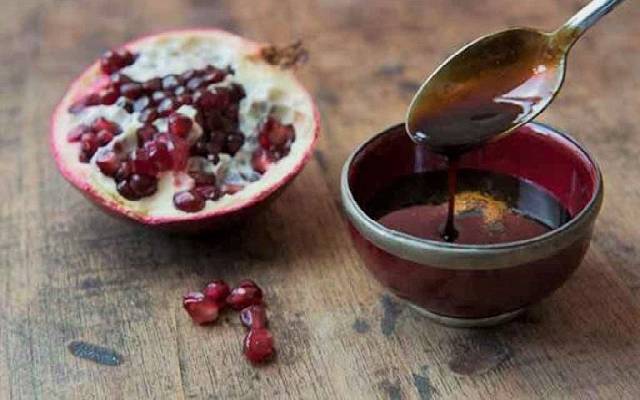 شیره انار یا مِلاس انار