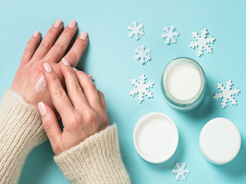 ۱۷ روش طلایی مراقبت از پوست در سرما برای طراوت و شادابی آن