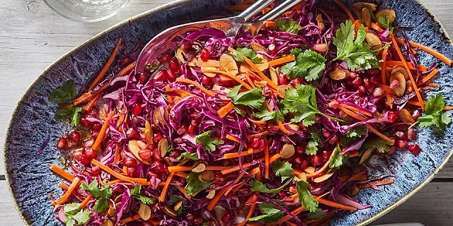 سالاد انار و کلم