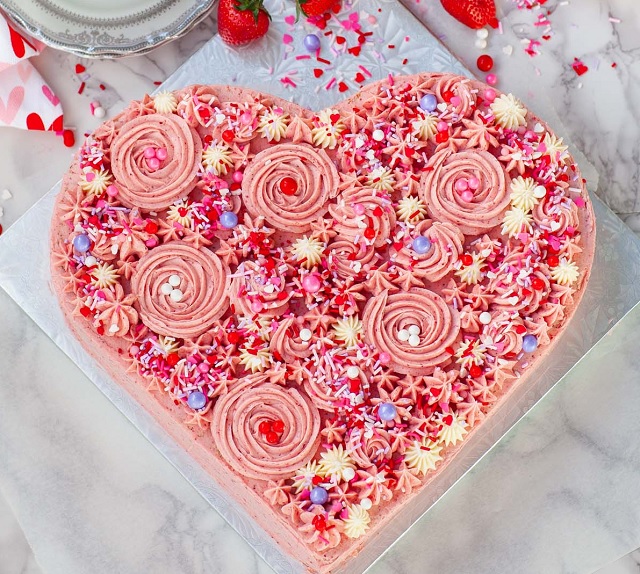 فوت و فن‌های خوشمزه شدن کیک قلبی