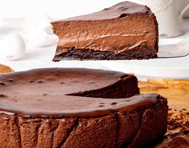 طرز تهیه چیز کیک سن سباستین شکلاتی