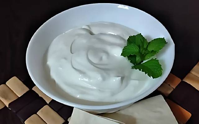 «ماست چکیده»، «ماست کیسه ای» یا «خام پالو»
