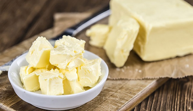 با شیر چی درست کنم | روش گرفتن کره از شیر با شیر چی درست کنم | روش گرفتن کره از شیر