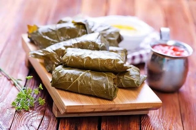 چاشنی دلمه را کی اضافه کنیم؟ چاشنی دلمه را کی اضافه کنیم؟