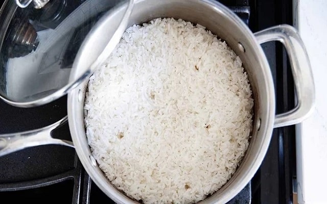 اصول قد کشیدن برنج ایرانی برای پخت کته