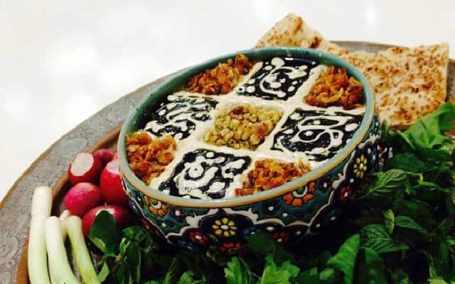 فوت و فن‌های طرز تهیه حلیم بادمجان شیرازی