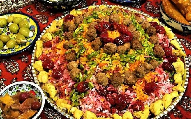 آلبالو پلو شیرازی در طرز تهیه انواع دسر و غذای شیرازی