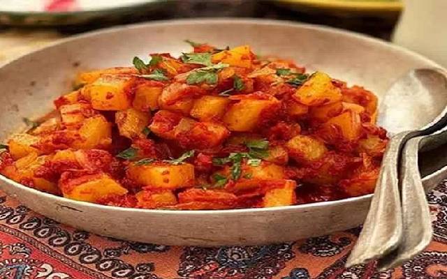 دو پیازه آلو در طرز تهیه انواع دسر و غذای شیرازی