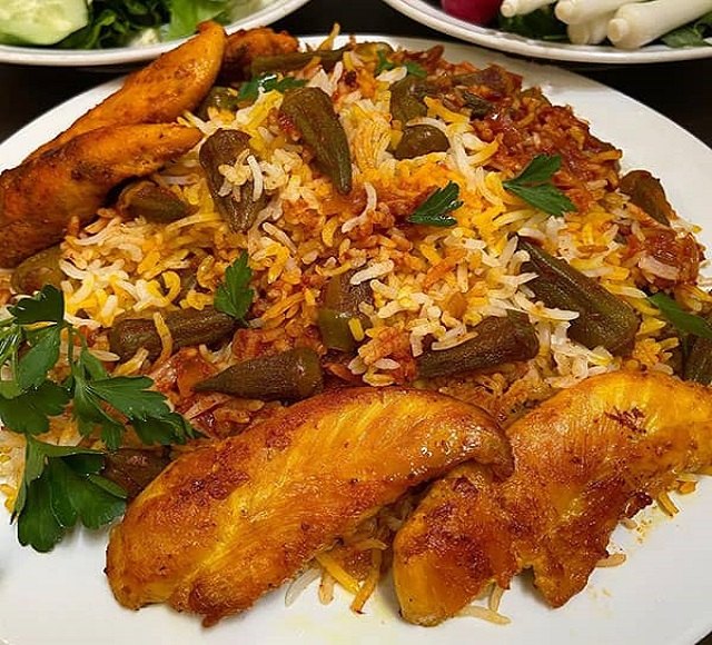 نکات مهم در طرز تهیه بامیه پلو با مرغ خوشمزه و مجلسی به روش جنوبی