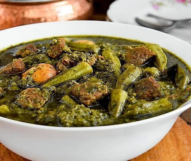 نکات مهم در طرز تهیه خورشت بامیه با سبزی مجلسی