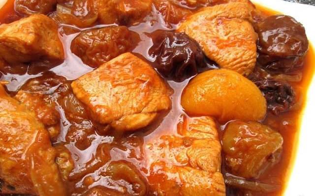 طرز تهیه انواع خورش با آلو/خورش آلو بخارا با گوشت و سیب زمینی