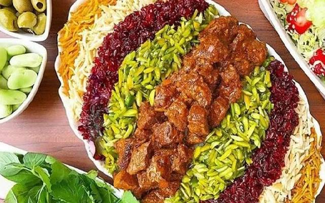 مراحل طرز تهیه پسته پلو کرمانی (پسته پلو قاجاری)