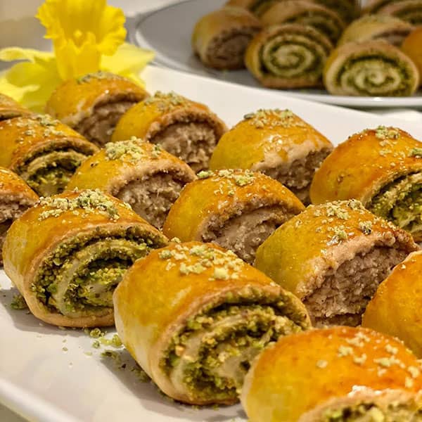 مراحل طرز تهیه شیرینی نازک به سبک قزوینی اصیل