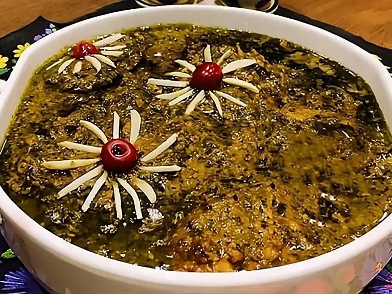 طرز تهیه قلیه اسفناج