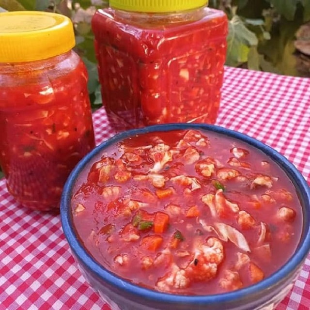 مراحل طرز تهیه ترشی مشهدی در خانه